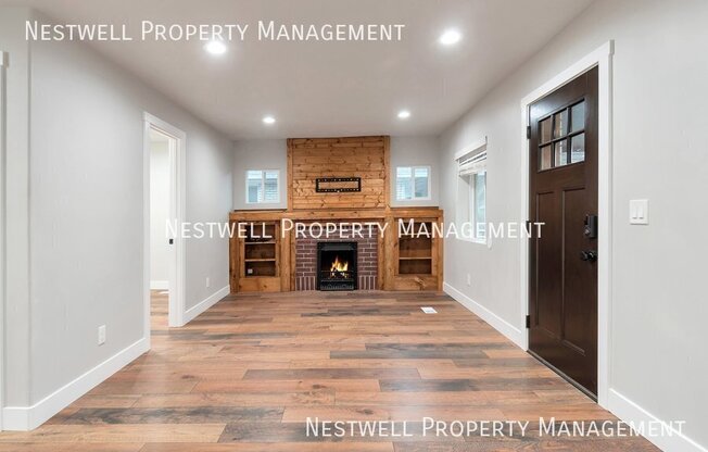 123 E HAMPTON AVE