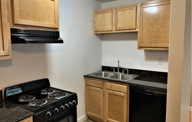 1 bed, 1 bath, $1,050, Unit Unit 11