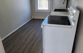 1 bed, 1 bath, $1,700, Unit Unit 3