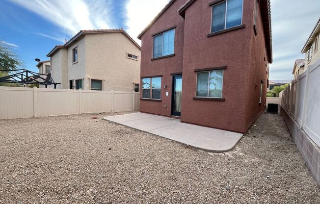 3 beds, 2.5 baths, $1,900, Unit Gate code is K089621 OR K160772