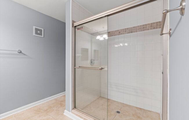 2 beds, 2 baths, $1,500, Unit # 621