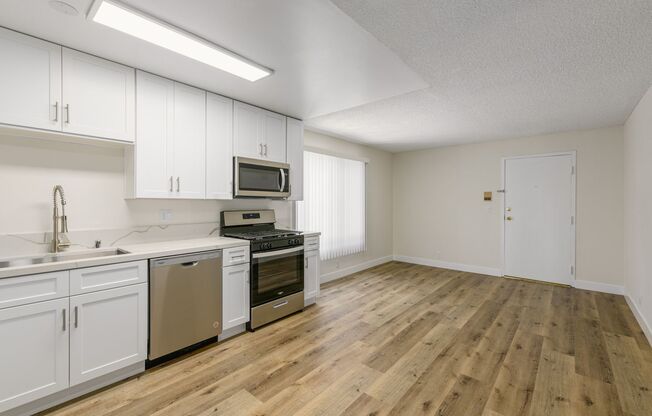 1 bed, 1 bath, 650 sqft, $1,895, Unit 01