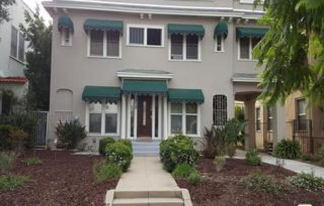 1212 S TREMAINE AVE