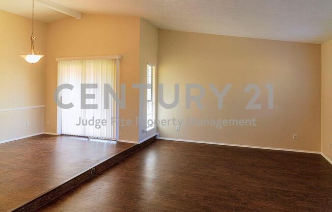 Spacious 4/2/2 home in Carrollton-Farmers Branch ISD For Rent!