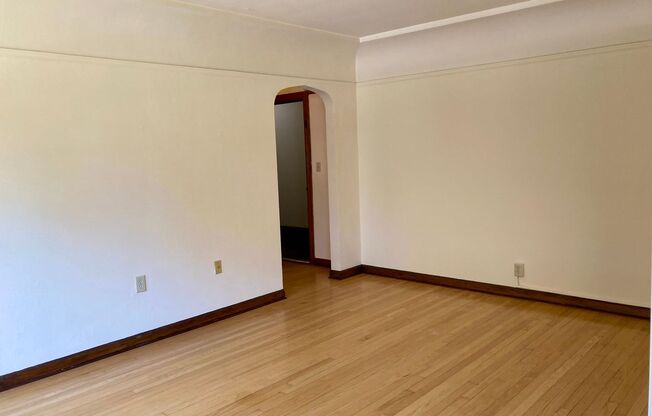 1 bed, 1 bath, 600 sqft, $1,795, Unit 301