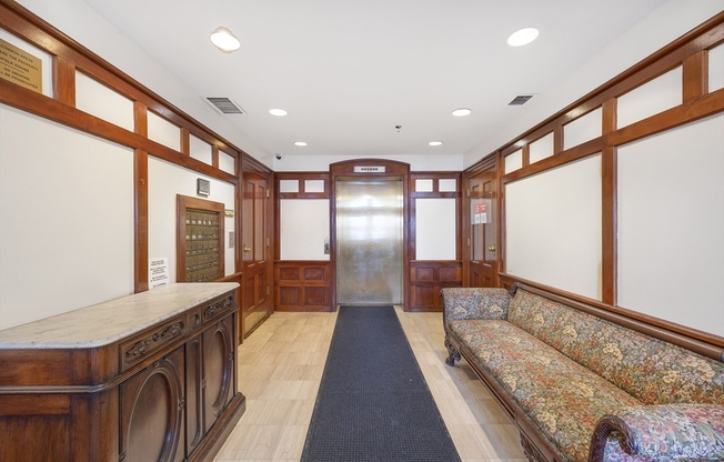 14 John Eliot Sq.