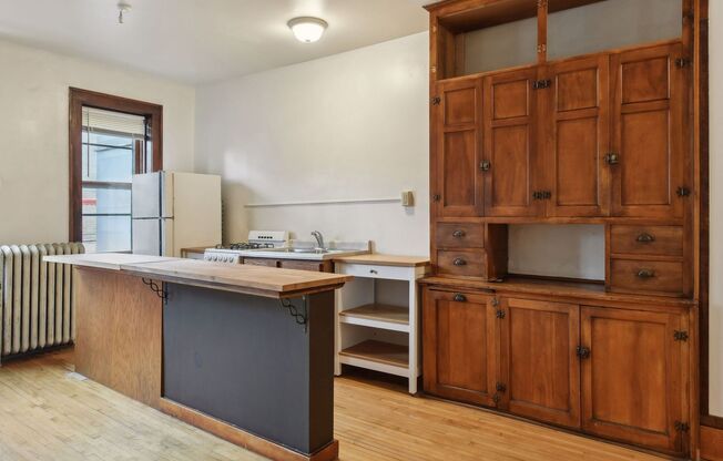 1426 West 31st Street