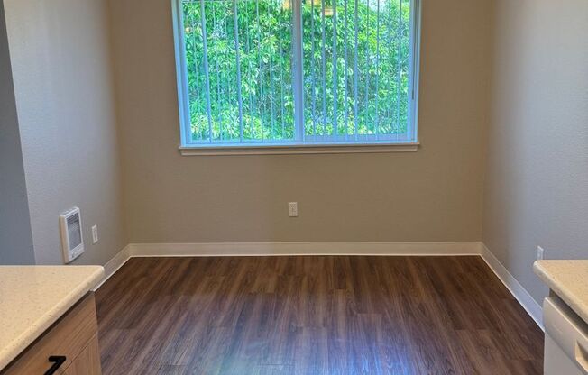 2 beds, 1 bath, 828 sqft, $1,295, Unit 3636-232