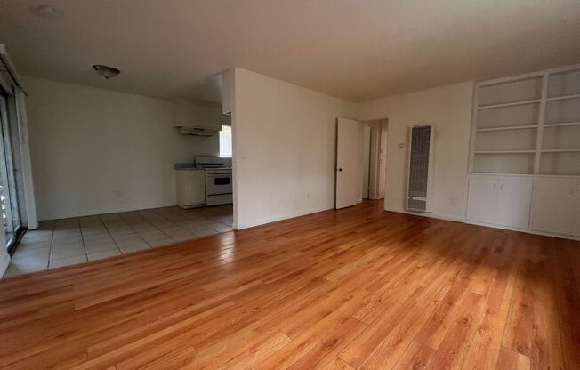 2 beds, 1 bath, 750 sqft, $1,350, Unit Apt. 3