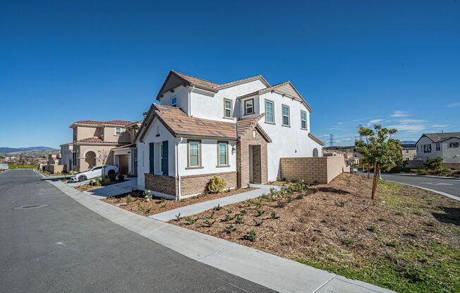 Spacious 4-Bedroom Home with Solar in Valencia's West Creek Community!