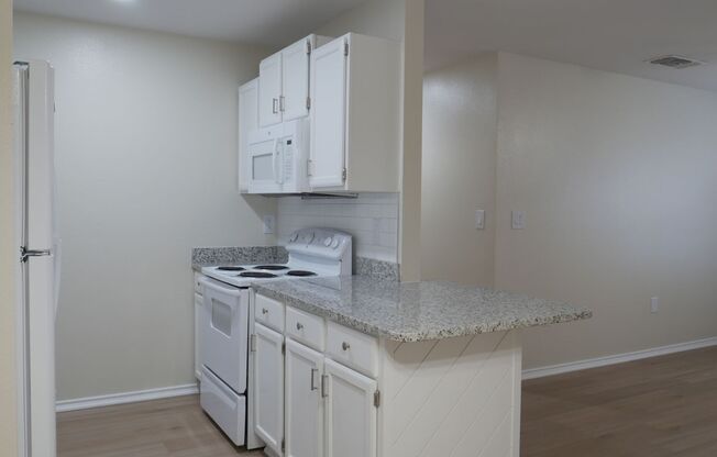 2 beds, 2 baths, $1,669, Unit 111