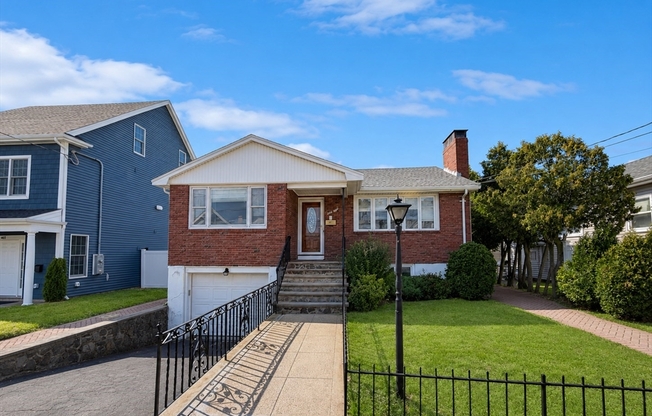 68 KEAYNE ST