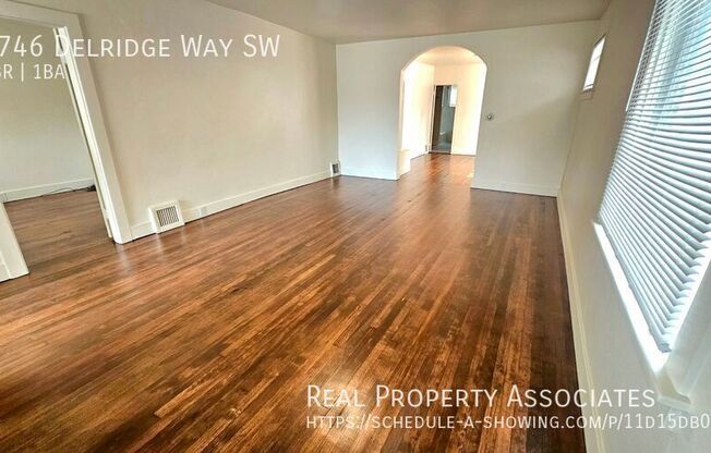 4746 DELRIDGE WAY SW