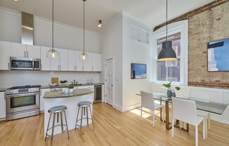 2 beds, 2 baths, 1,439 sqft, $3,500, Unit 1