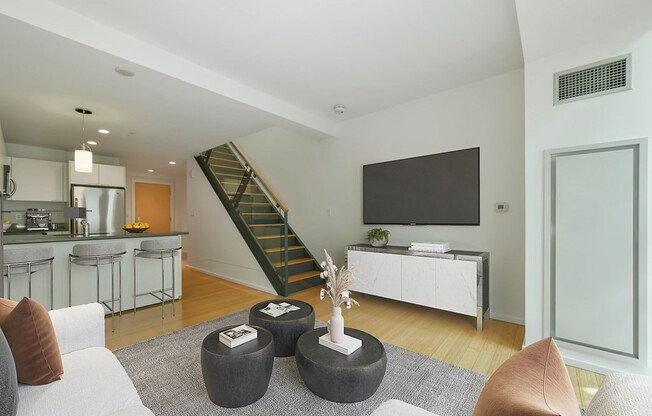 2 beds, 1.5 baths, 864 sqft, $3,975, Unit 120