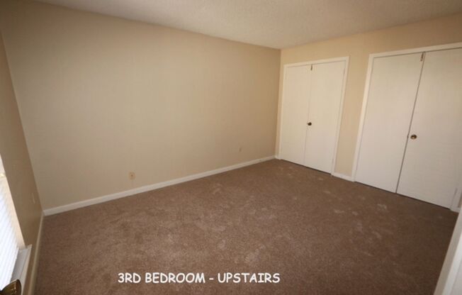 3 beds, 2 baths, $1,295