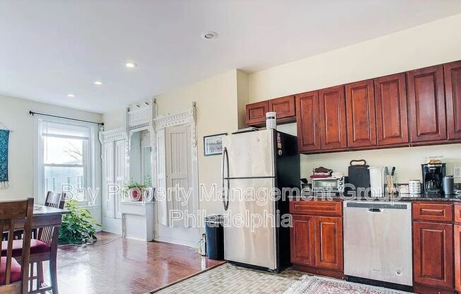1920 N 18 ST