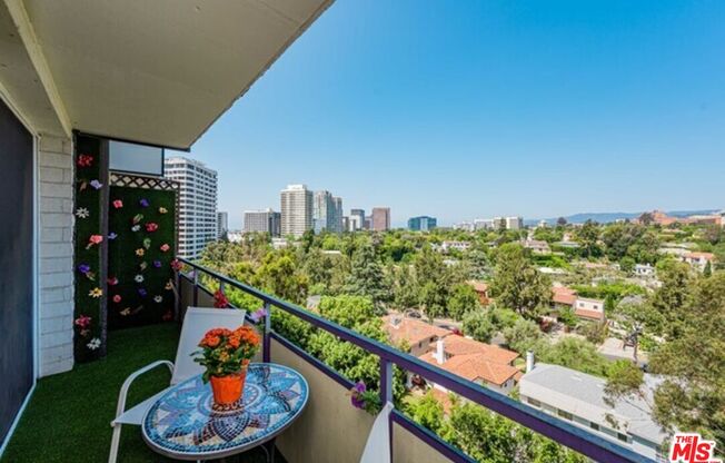 2 beds, 2 baths, 1,099 sqft, $4,500, Unit 1210