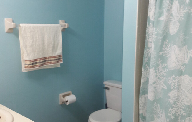 2 beds, 2 baths, $1,800