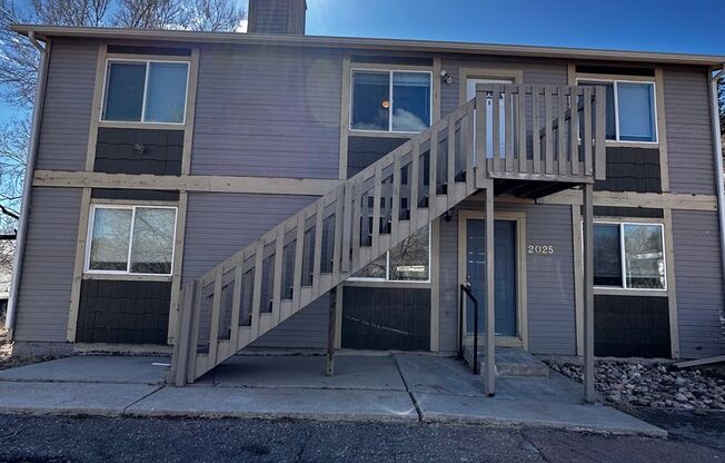 Yampa St W 2025