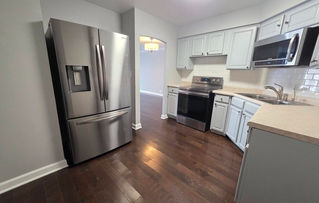 6033 N Sheridan Rd, Chicago IL 13F