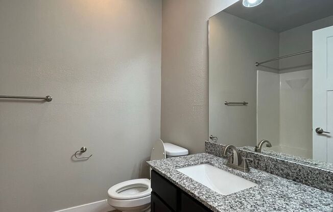 Studio, 1 bath, 539 sqft, $1,300