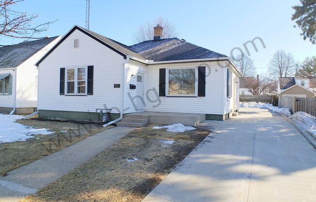 3 beds, 1 bath, $1,850