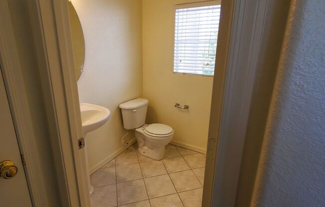 Summerlin 3/2.5 with huge loft