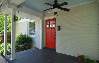 2 beds, 1 bath, $1,600