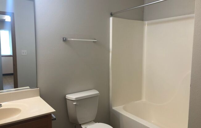 1 bed, 1 bath, 700 sqft, $750