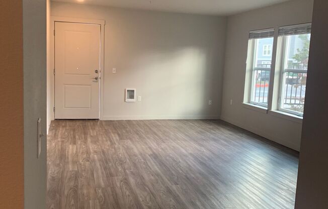 Studio, 1 bath, 406 sqft, $1,295, Unit C119
