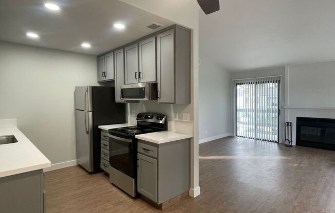 1 bed, 1 bath, 725 sqft, $1,685, Unit 363