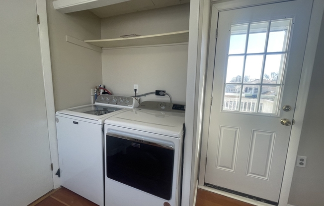 593 QUINCY SHR DR