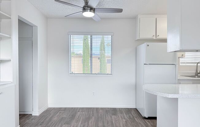 1 bed, 1 bath, 725 sqft, $1,745, Unit 28