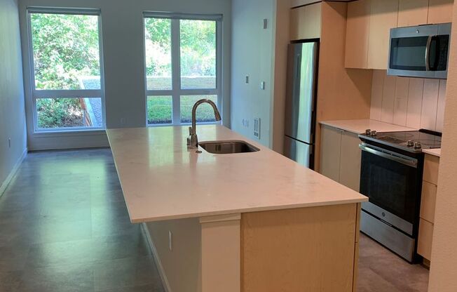 1 bed, 1 bath, 721 sqft, $2,295, Unit 518