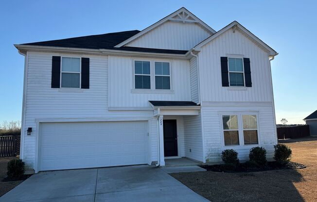 Beautiful home in Godwin!