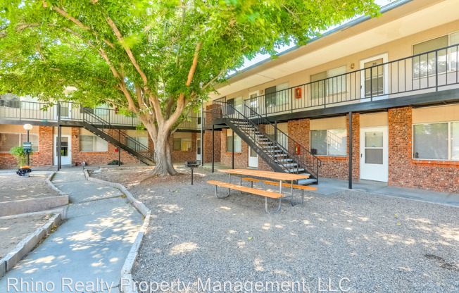 6001 Montano RD NW