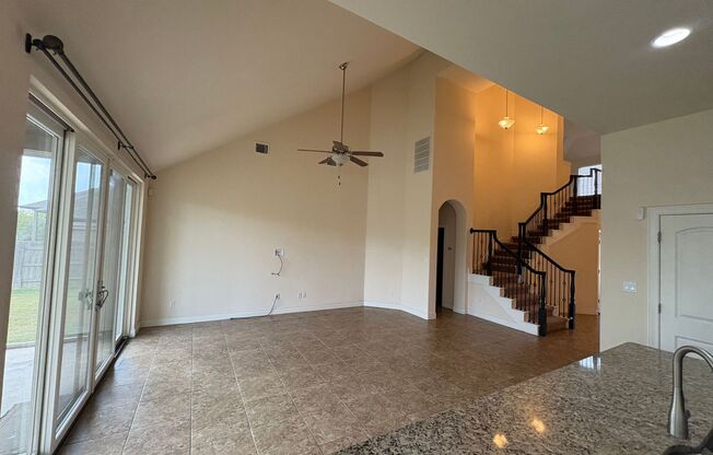 Make This Pflugerville Residence Your New Home!!