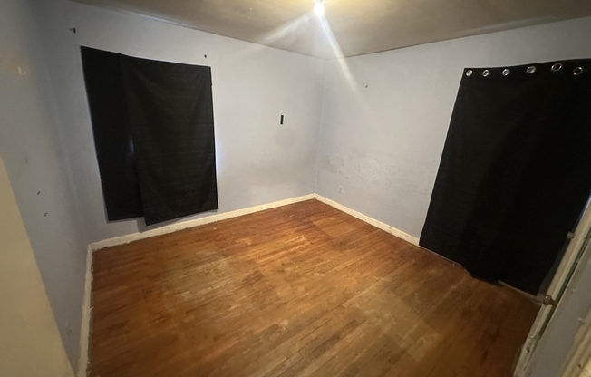 2122 FRENCH AVE