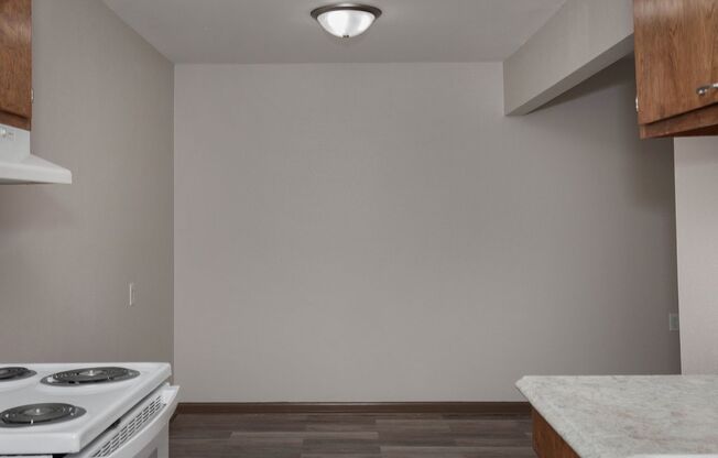 1 bed, 1 bath, 650 sqft, $725, Unit 3535 N Main Street Apt C-3