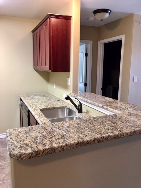 3 beds, 2 baths, 1,250 sqft, $1,500, Unit 202