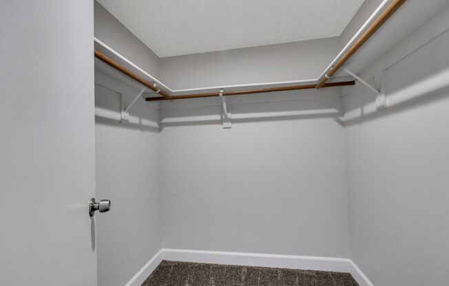 2 beds, 2 baths, $1,600, Unit # 213