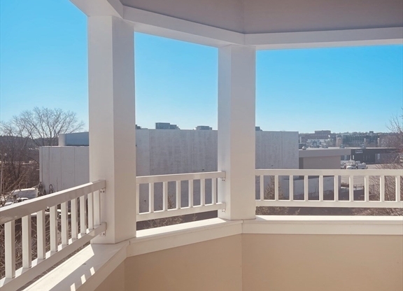 2 beds, 2 baths, 1,170 sqft, $3,700, Unit 304
