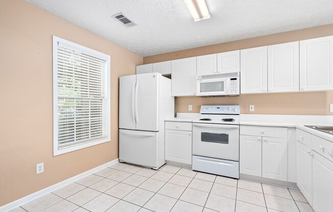 2 beds, 2.5 baths, $1,800