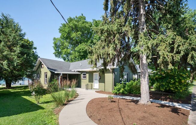 W Stansifer Ave, 438