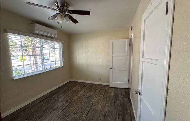 2 beds, 1 bath, 700 sqft, $3,000