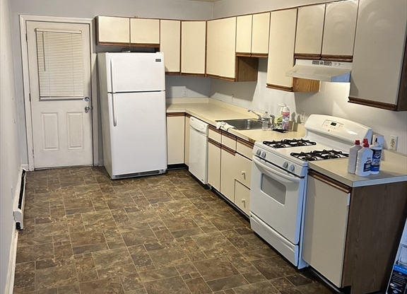 1 bed, 1 bath, 960 sqft, $1,600, Unit 1