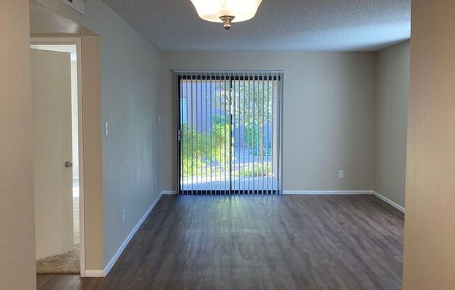 2 beds, 2 baths, 900 sqft, $1,475, Unit 157