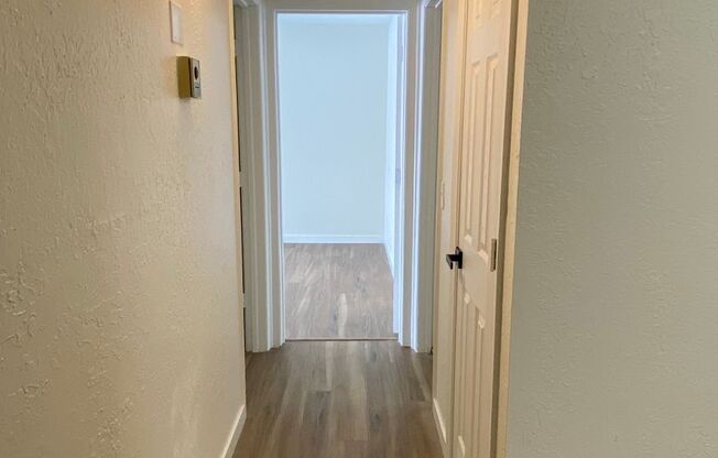 2 beds, 1 bath, 1,000 sqft, $1,675, Unit 2528-0215