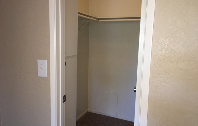 1 bed, 1 bath, 610 sqft, $1,245, Unit 11